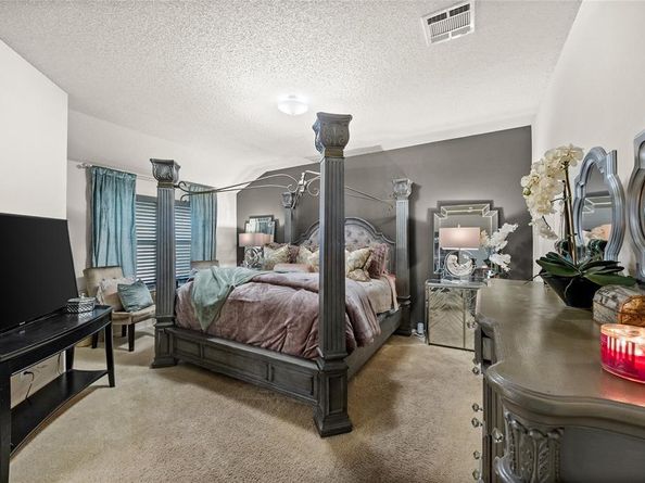 1707 W Venus Drive , Lancaster Texas 75134