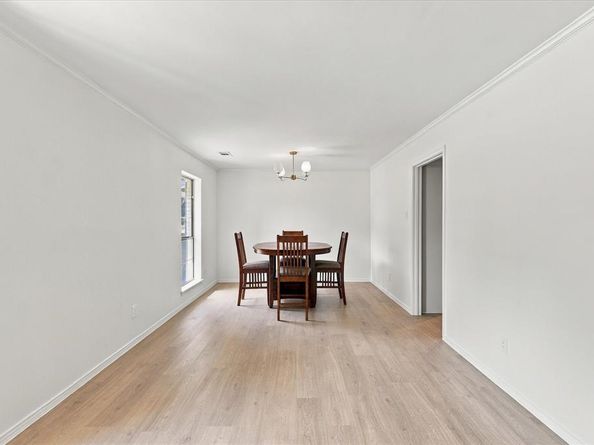 2811  Reedcroft Drive , Farmers Branch Texas 75234