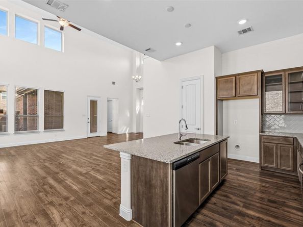 4529  Stone Valley Trail , Arlington Texas 76005