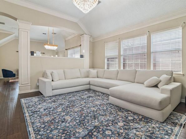 305  Andre Drive , Irving Texas 75063
