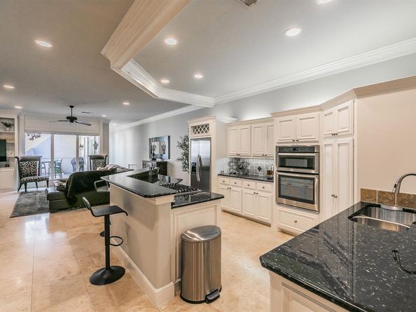 4610  Pershing Avenue , Fort Worth Texas 76107