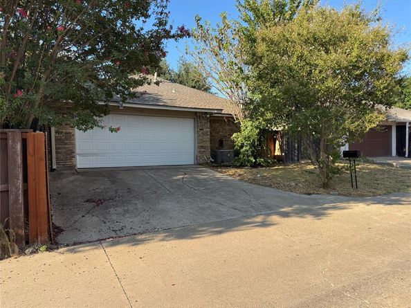 428  River Oaks Lane , Richardson Texas 75081