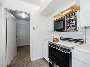 1759  Gross Road , Dallas Texas 75228