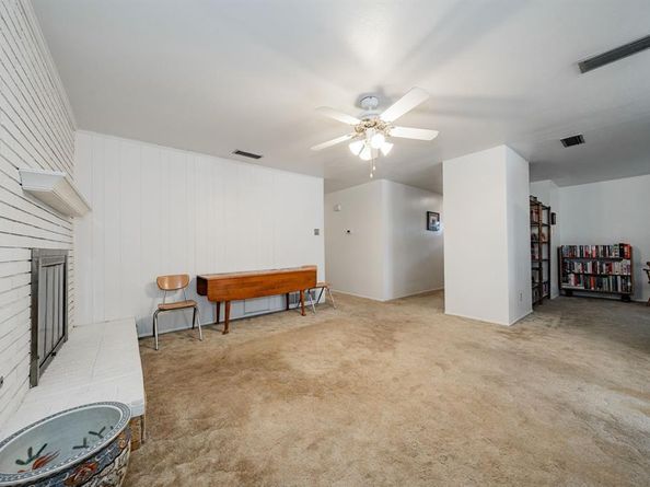 1759  Gross Road , Dallas Texas 75228