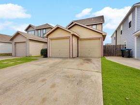 10713  Many Oaks Drive , Fort Worth Texas 76140