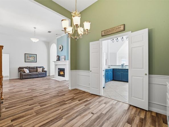 7  Equestrian Court , Mansfield Texas 76063