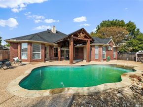 7  Equestrian Court , Mansfield Texas 76063