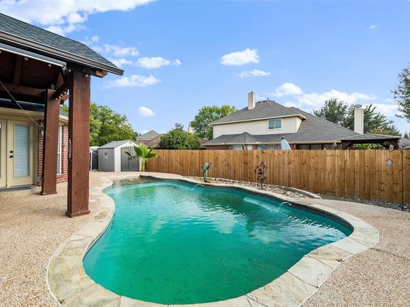 7  Equestrian Court , Mansfield Texas 76063