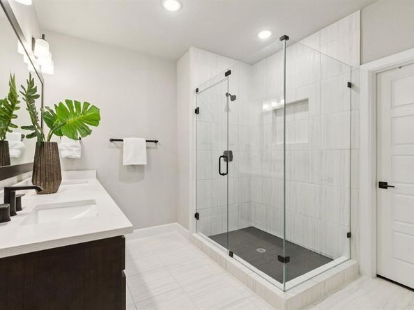 7121  Laurel Ridge , Dallas Texas 75231