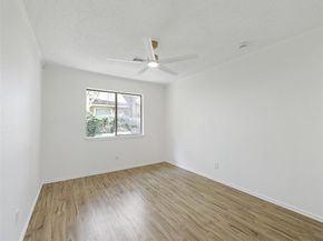 823  Shady Brook Lane , Cedar Hill Texas 75104