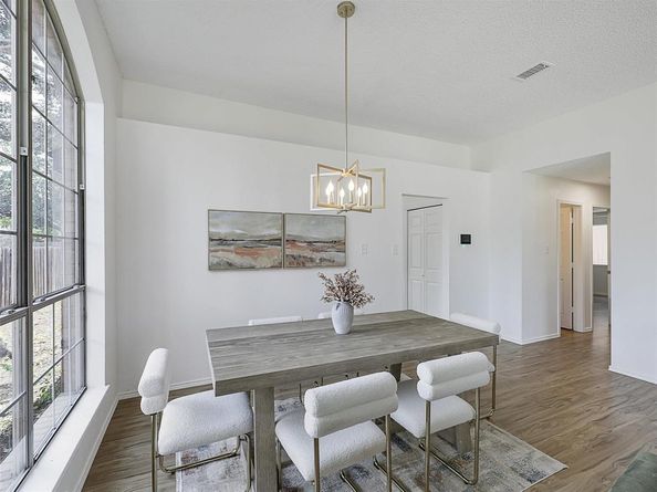 823  Shady Brook Lane , Cedar Hill Texas 75104