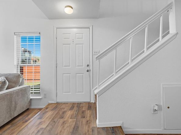910  Turtle Cove  148, Irving Texas 75060
