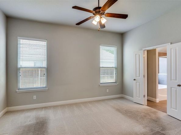 529  Inwood Street , Benbrook Texas 76126