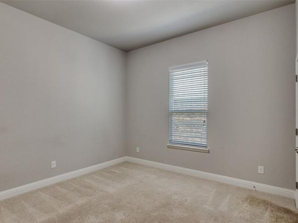 529  Inwood Street , Benbrook Texas 76126