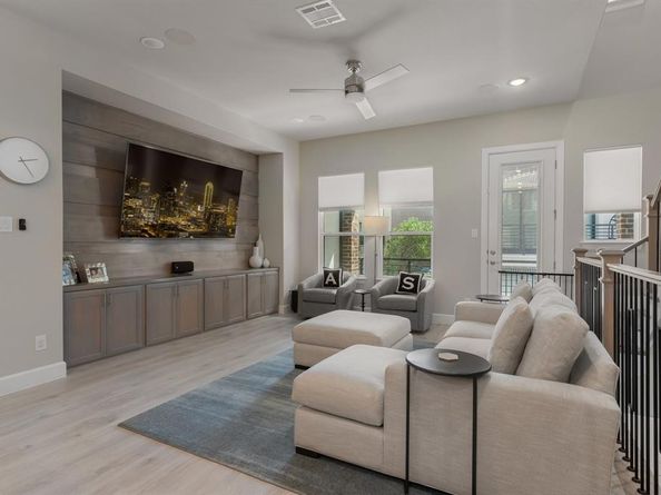 8256  Milroy Lane , Dallas Texas 75231