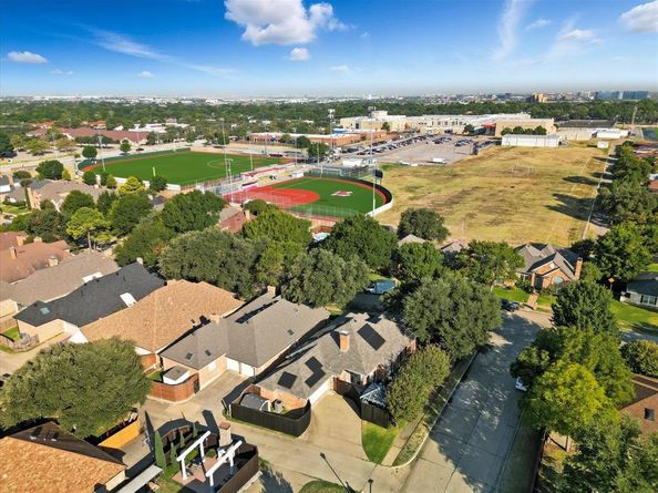 900  Mccoy Drive , Irving Texas 75062