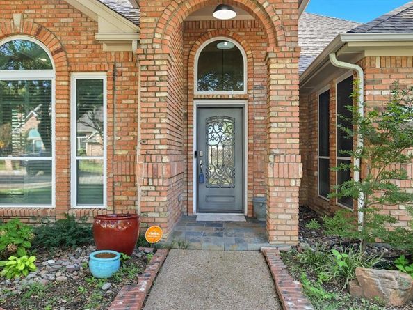 900  Mccoy Drive , Irving Texas 75062