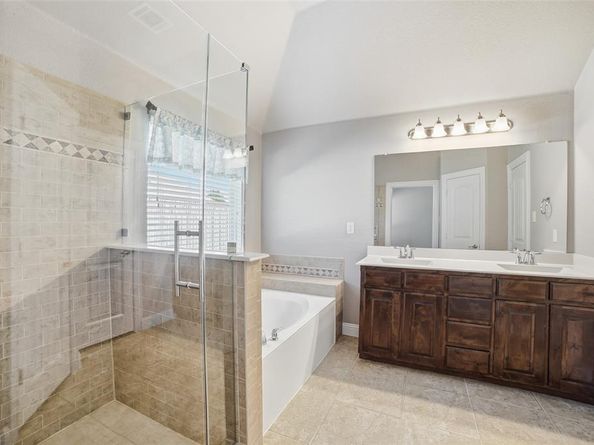 693  Kensington Place , Fate Texas 75189