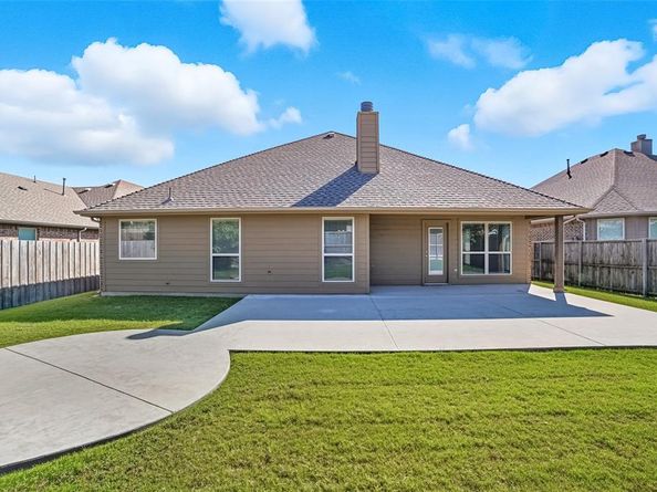 693  Kensington Place , Fate Texas 75189