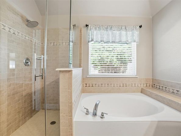 693  Kensington Place , Fate Texas 75189
