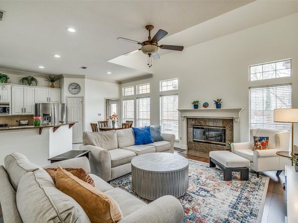 4601  Edge Creek Lane , Arlington Texas 76017