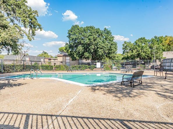 1807  Grauwyler Road E 124, Irving Texas 75061