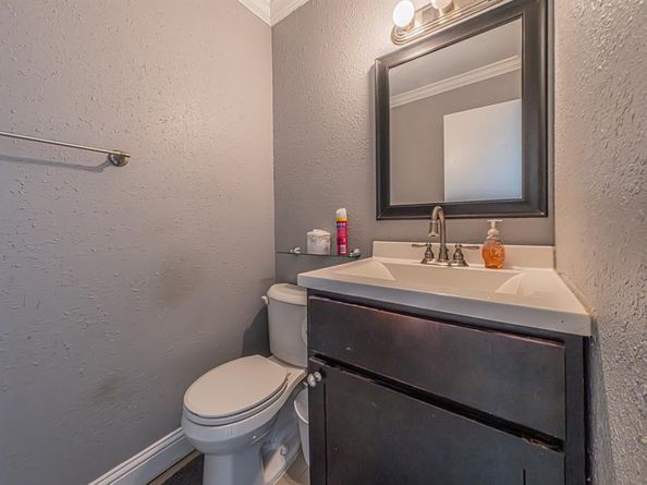 1807  Grauwyler Road E 124, Irving Texas 75061