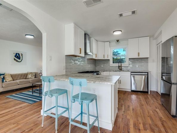 927 S Franklin Street , Dallas Texas 75211