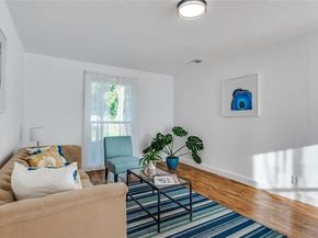 927 S Franklin Street , Dallas Texas 75211