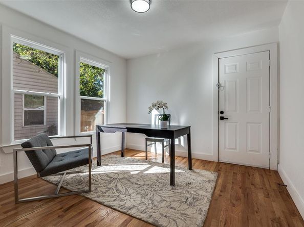 927 S Franklin Street , Dallas Texas 75211