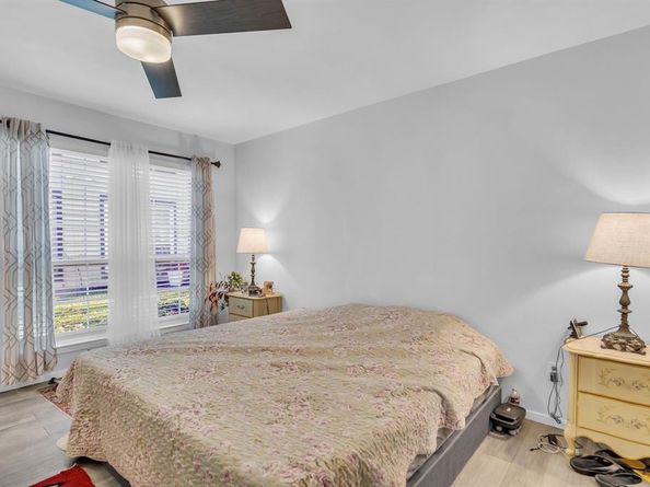 5981  Arapaho Road  1307, Dallas Texas 75248