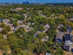 519  Sunnyside Avenue , Cockrell Hill Texas 75211