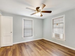 519  Sunnyside Avenue , Cockrell Hill Texas 75211