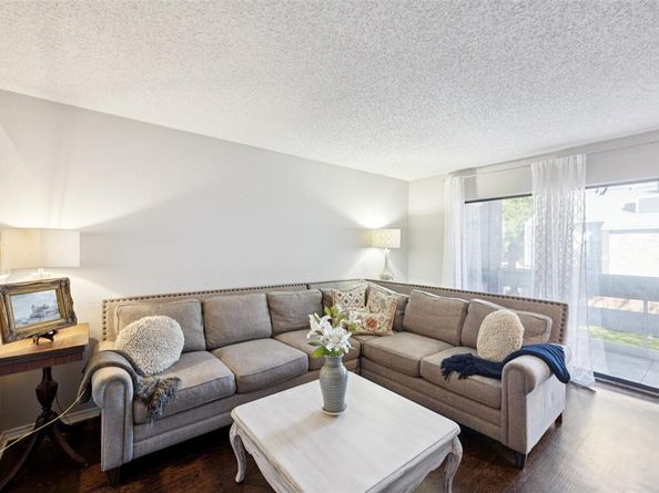 5840  Spring Valley Road  1704, Dallas Texas 75254
