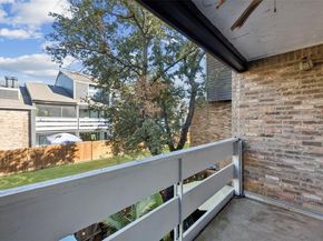5840  Spring Valley Road  1704, Dallas Texas 75254