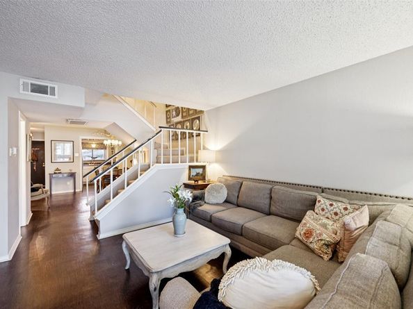 5840  Spring Valley Road  1704, Dallas Texas 75254