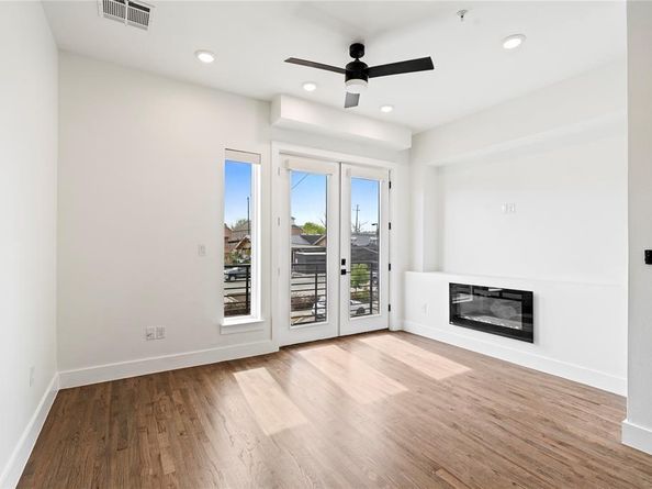 1804  Ripley Street  105, Dallas Texas 75204