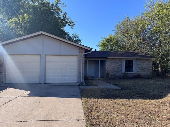 1506  Clearbrook Street , Lancaster Texas 75134