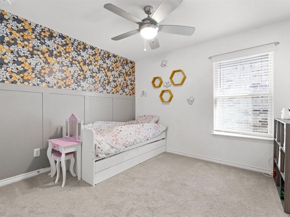 816  Adair Drive , Aubrey Texas 76227