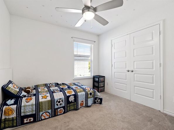 816  Adair Drive , Aubrey Texas 76227