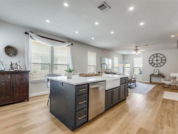 1301  Rain Fern Drive , McKinney Texas 75072