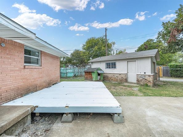 1220  Colfax Circle , Richardson Texas 75080