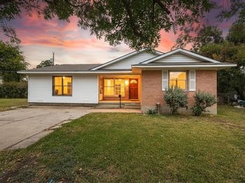 1220  Colfax Circle 
