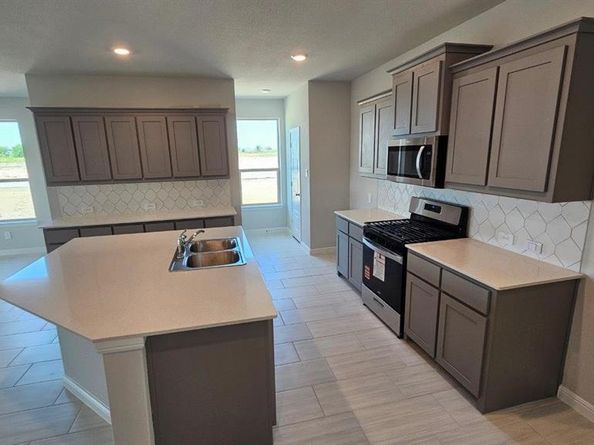 7745  TUSCARORA Drive , Denton Texas 76259