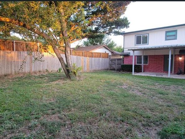 1601  Melrose Street , Garland Texas 75042