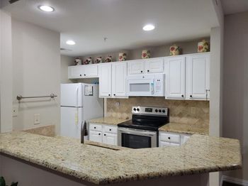 5565  Preston Oaks Road 