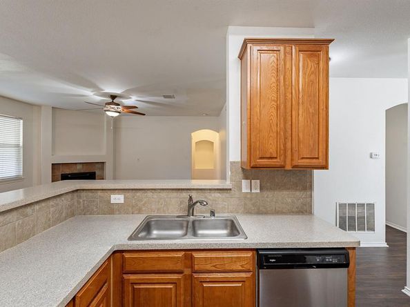 1408  Blue Gill Lane , Crowley Texas 76036