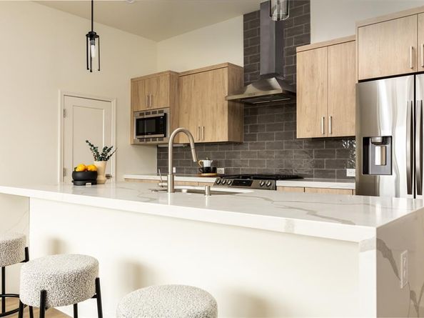 1901 S Harwood Street  308, Dallas Texas 75215