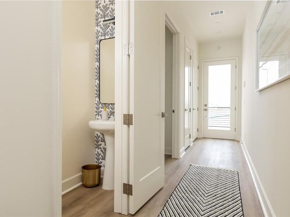 1901 S Harwood Street  308, Dallas Texas 75215