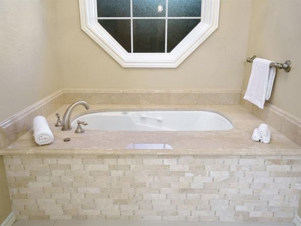 7104  Judi Court , Dallas Texas 75252